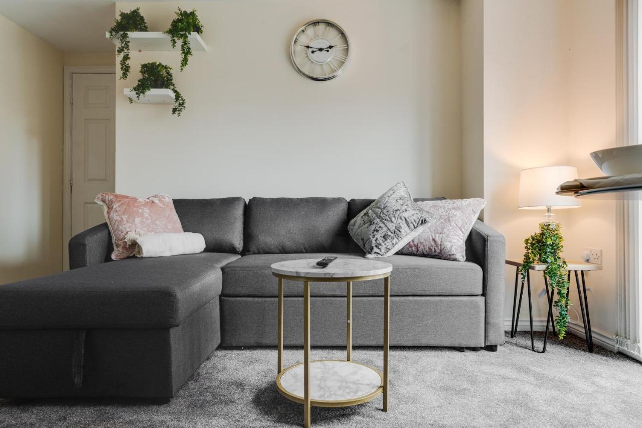Stylish 2 Bed Manchester Flat ภายนอก รูปภาพ